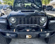 Gold winch hook.webp