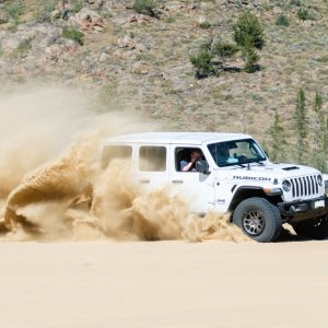 jeep sand.jpg